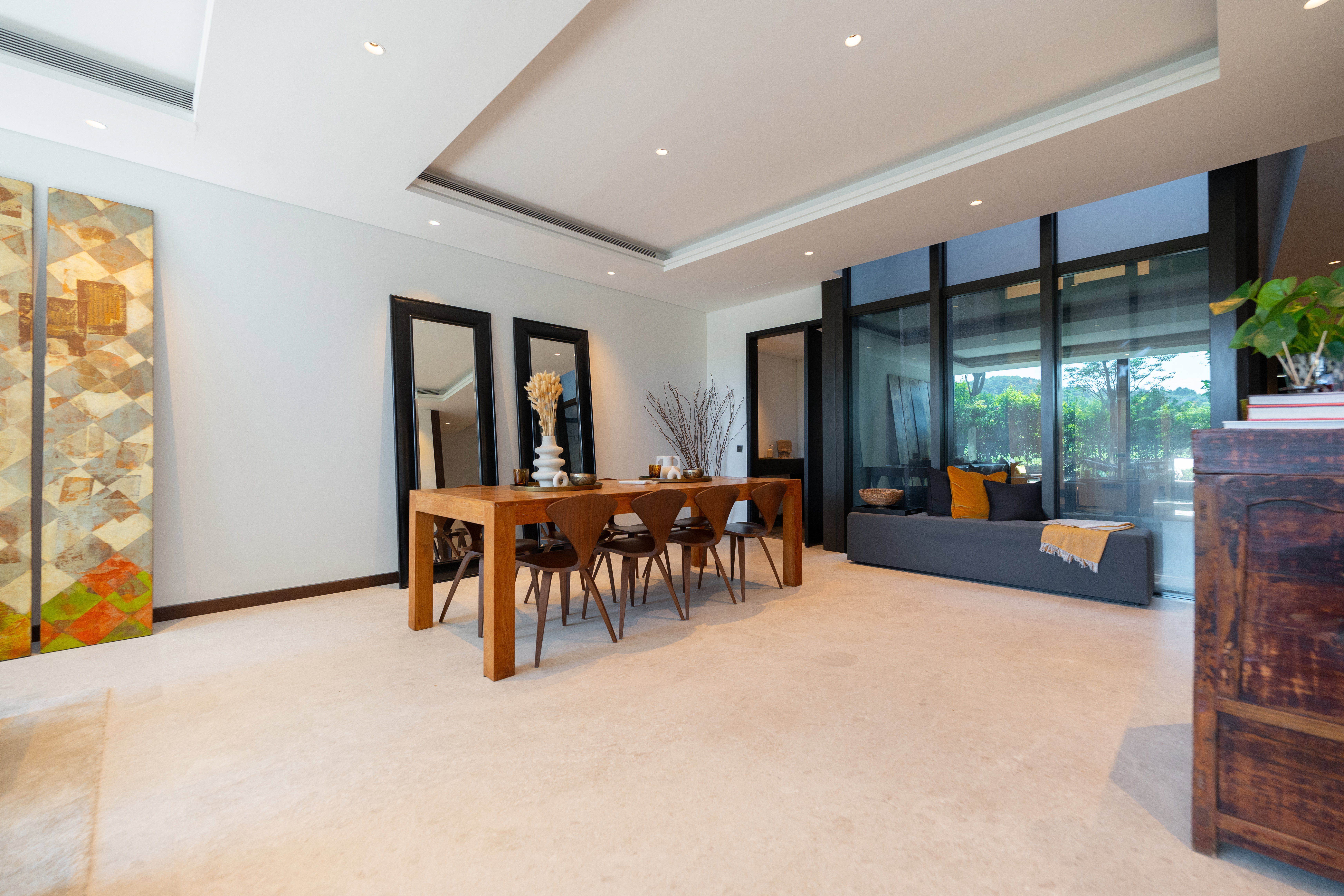 The Green Collection Gallery Image 102