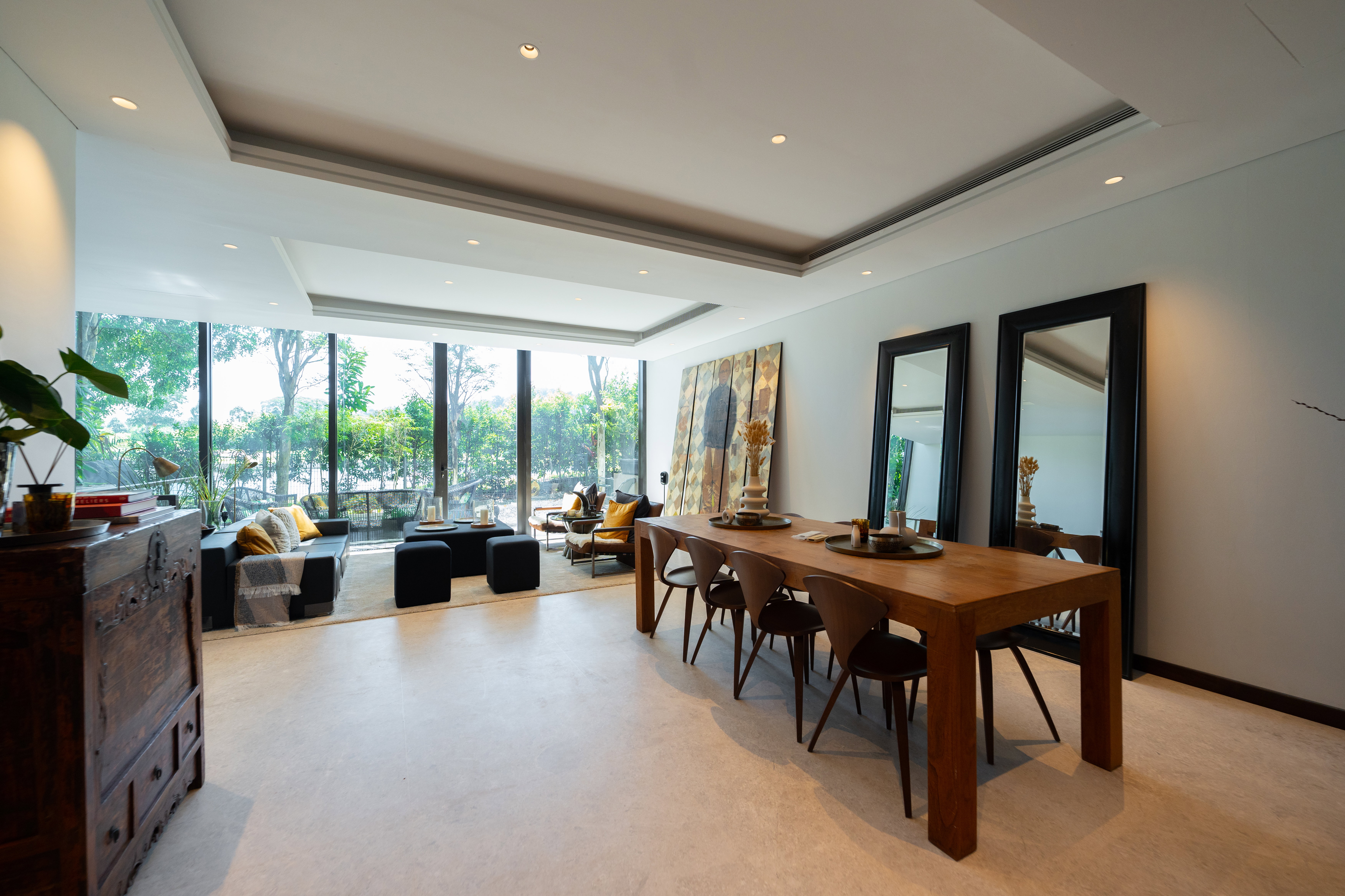 The Green Collection Gallery Image 105