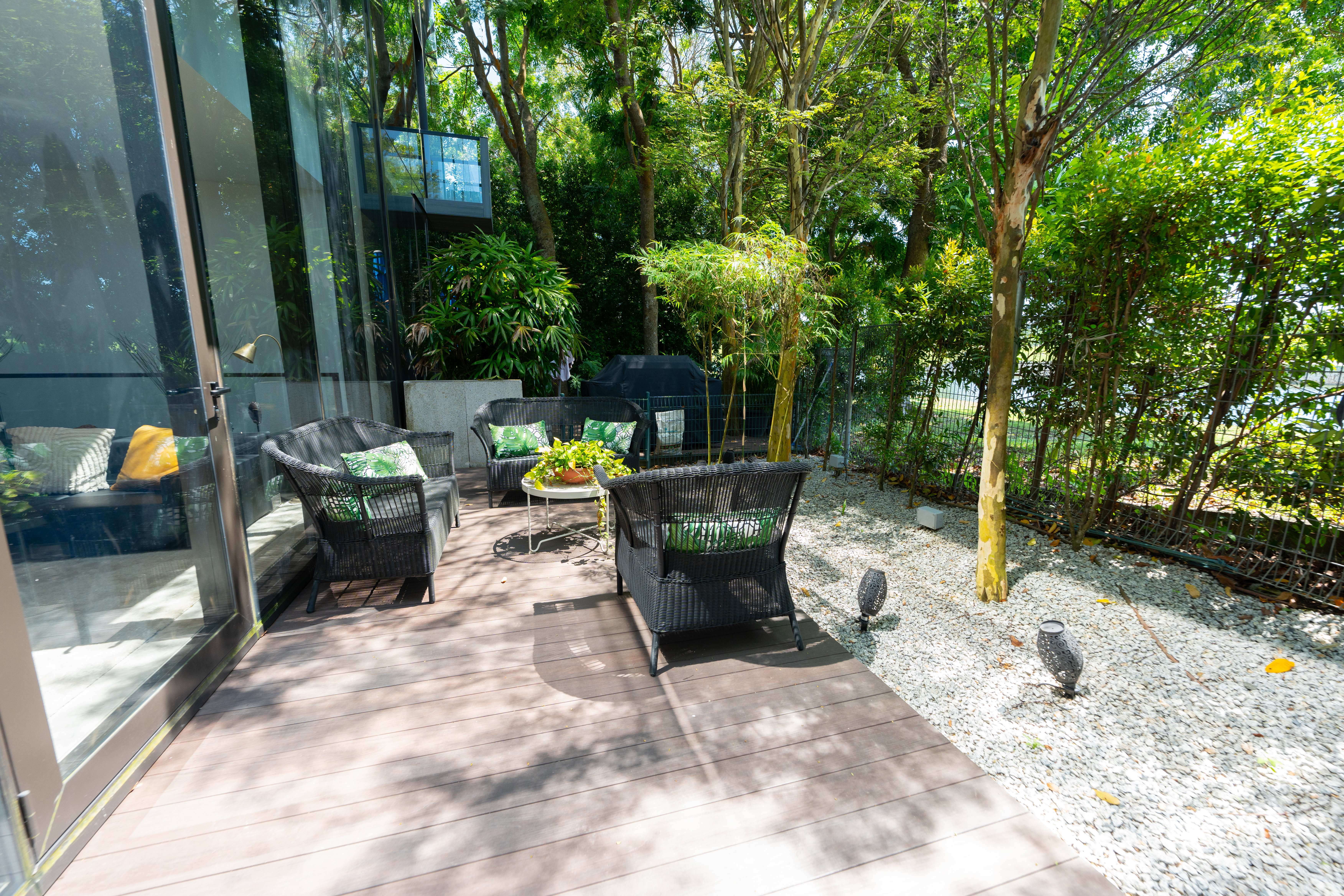 The Green Collection Gallery Image 108